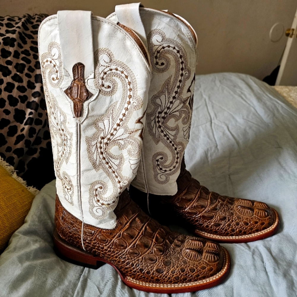 4th of July sale!!! FERRINI WOMENS COWGIRL BOOTS